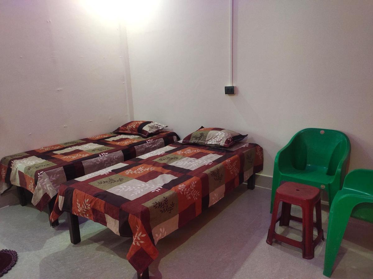 Krishna Kunj Homestay Rishīkesh Exteriör bild