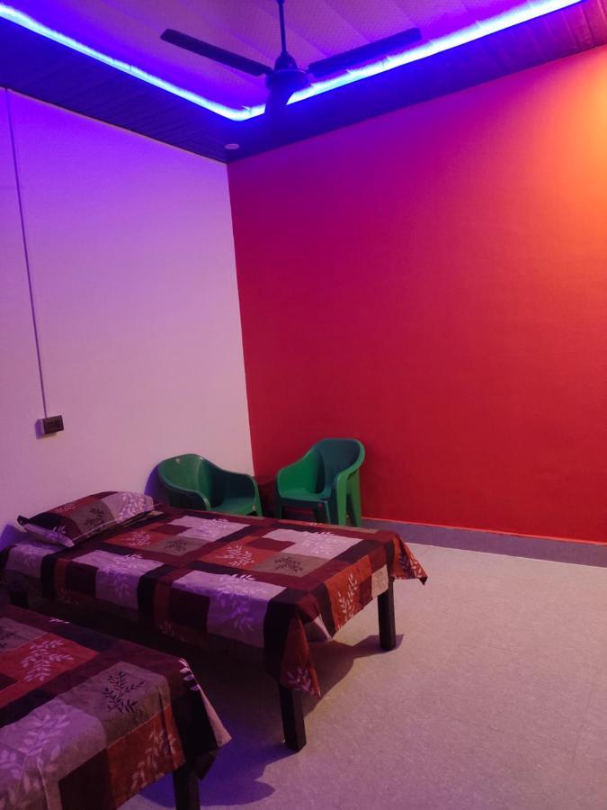 Krishna Kunj Homestay Rishīkesh Exteriör bild