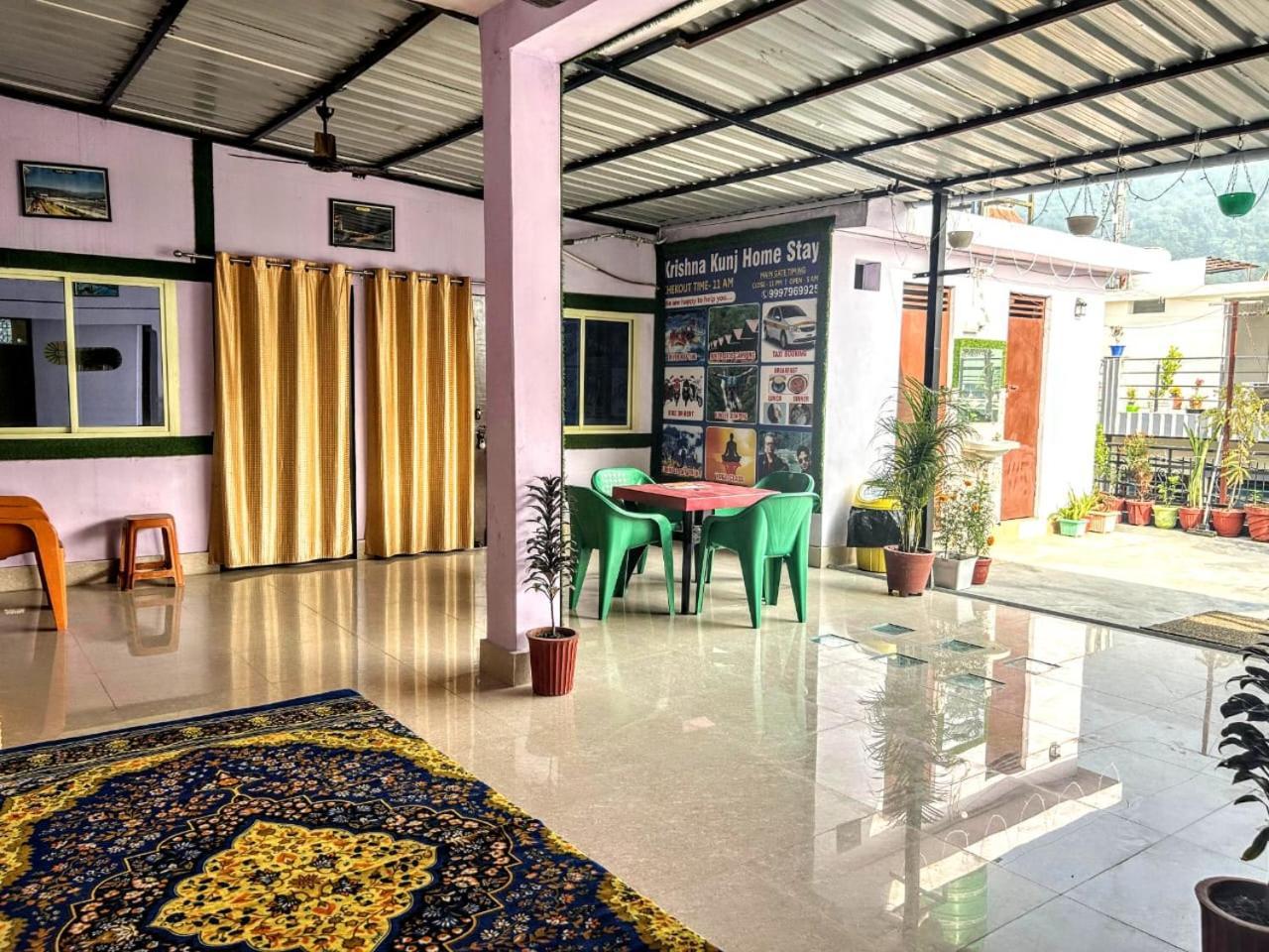 Krishna Kunj Homestay Rishīkesh Exteriör bild